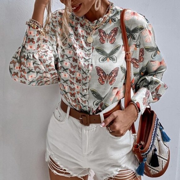 MODA ME COUTURE Tops - BOHO DOLLZ Butterfly Print Button Front Blouse